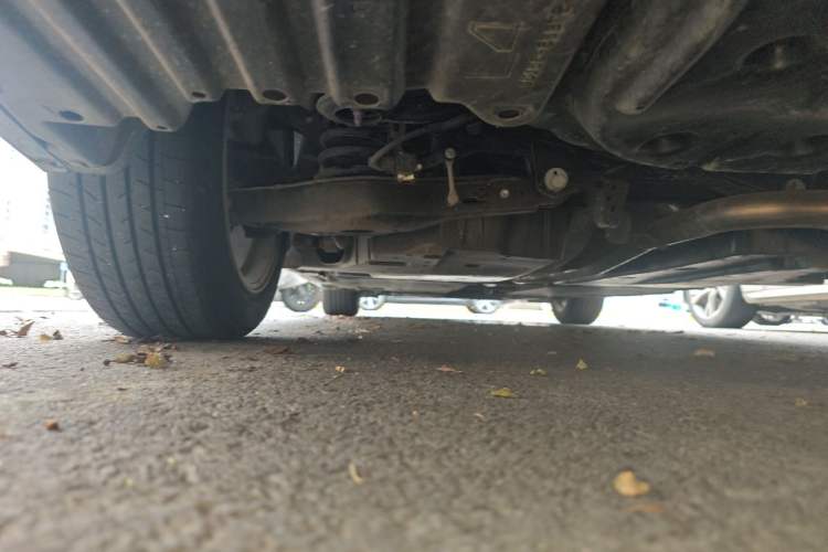 Used Lexus ES 2025 200 Premium Edition Chassis Rear Left