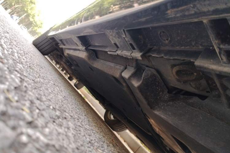 Used Lexus ES 2025 200 Premium Edition Chassis Rear Left