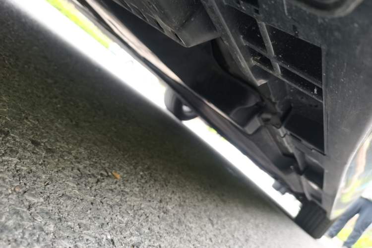 Used Lexus ES 2025 200 Premium Edition Chassis Rear Right
