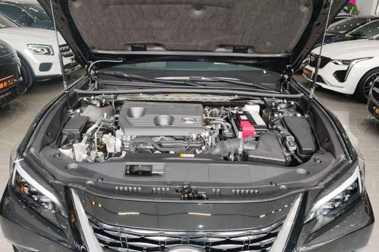 Used Lexus ES 2025 200 Premium Edition Engine Bay