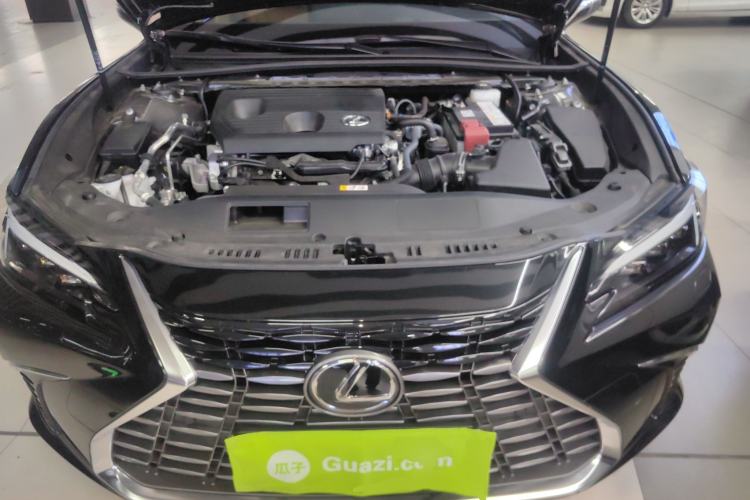 Used Lexus ES 2025 200 Premium Edition Engine Bay