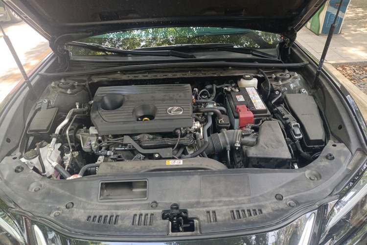 Used Lexus ES 2025 200 Premium Edition Engine Bay