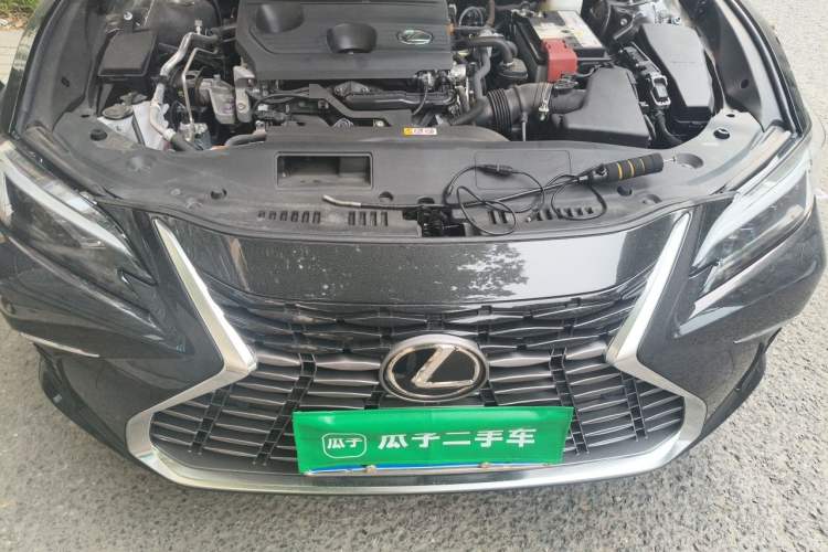 Used Lexus ES 2025 200 Premium Edition Engine Bay