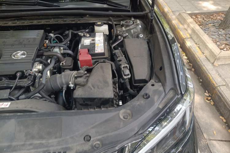 Used Lexus ES 2025 200 Premium Edition Engine Bay Left