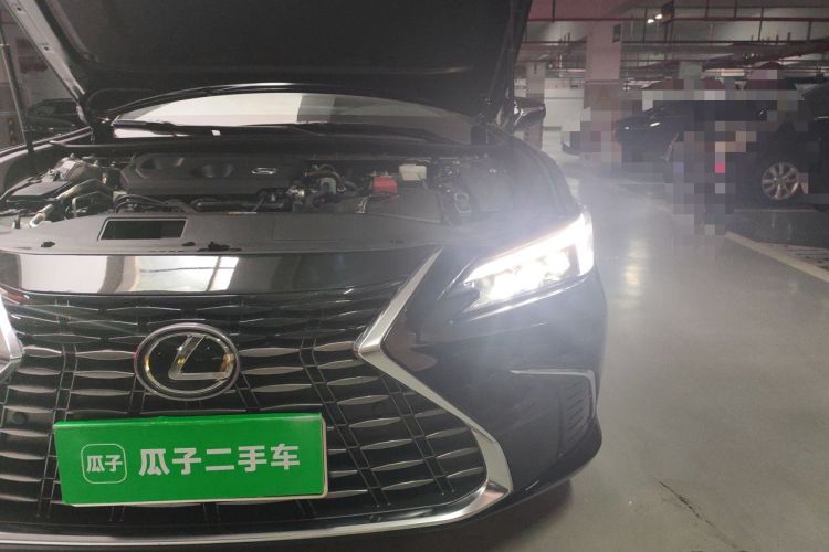 Used Lexus ES 2025 200 Premium Edition Engine Bay Left