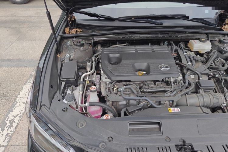 Used Lexus ES 2025 200 Premium Edition Engine Bay Right