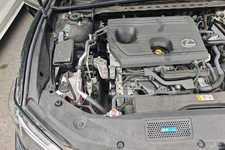 Used Lexus ES 2025 200 Premium Edition Engine Bay Right