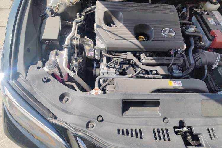 Used Lexus ES 2025 200 Premium Edition Engine Bay Right