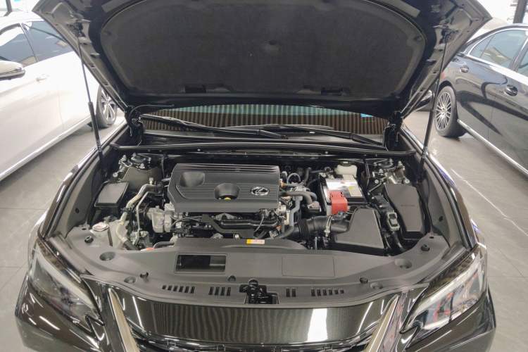 Used Lexus ES 2025 200 Premium Edition Engine Bay