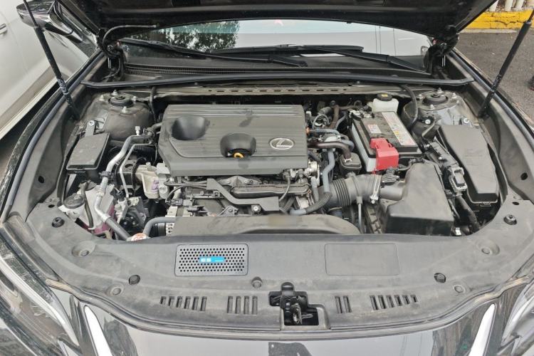 Used Lexus ES 2025 200 Premium Edition Engine Bay