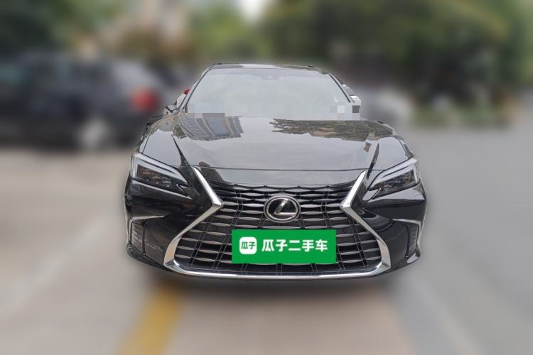 Used Lexus ES 2025 200 Premium Edition Front