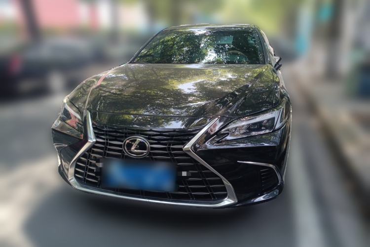 Used Lexus ES 2025 200 Premium Edition Front