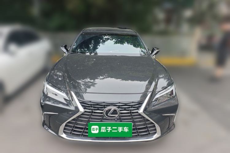 Used Lexus ES 2025 200 Premium Edition Front