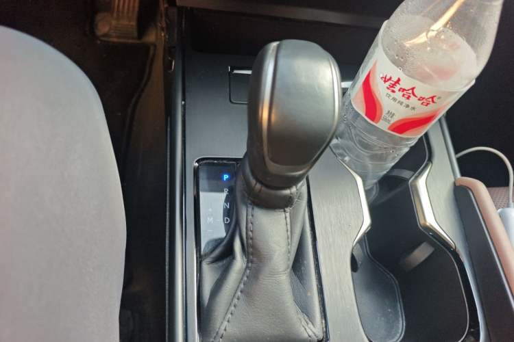 Used Lexus ES 2025 200 Premium Edition Gear Lever