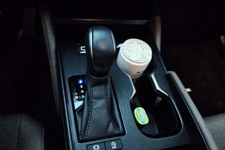 Used Lexus ES 2025 200 Premium Edition Gear Lever