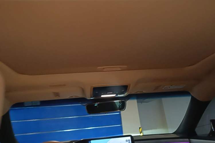 Used Lexus ES 2025 200 Premium Edition Headliner