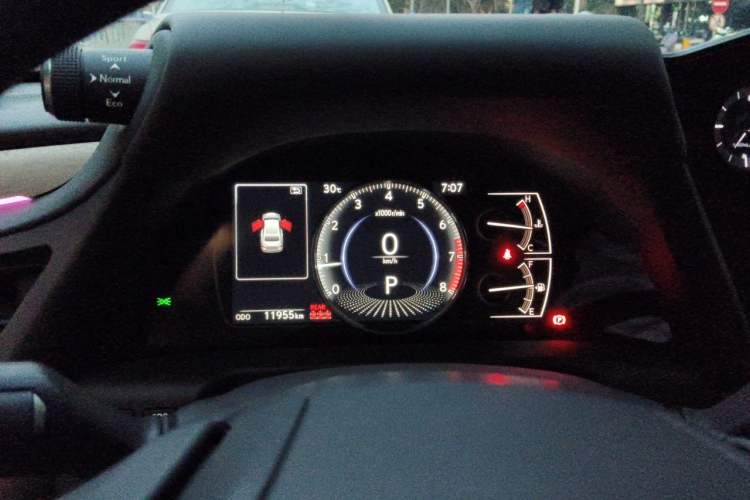 Used Lexus ES 2025 200 Premium Edition Instrument Cluster