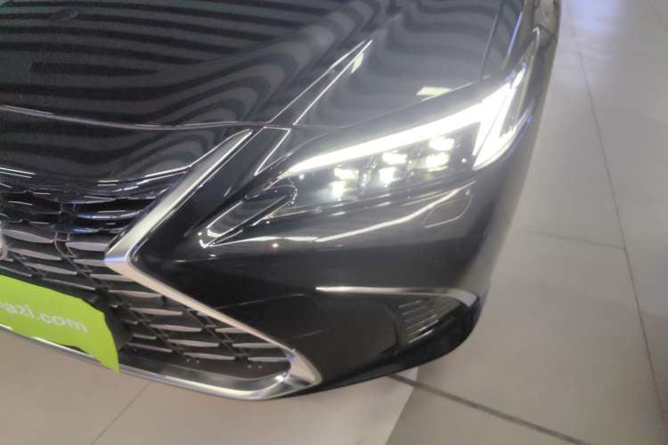 Used Lexus ES 2025 200 Premium Edition Left Front Headlight