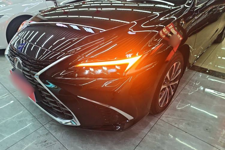 Used Lexus ES 2025 200 Premium Edition Left Front Headlight