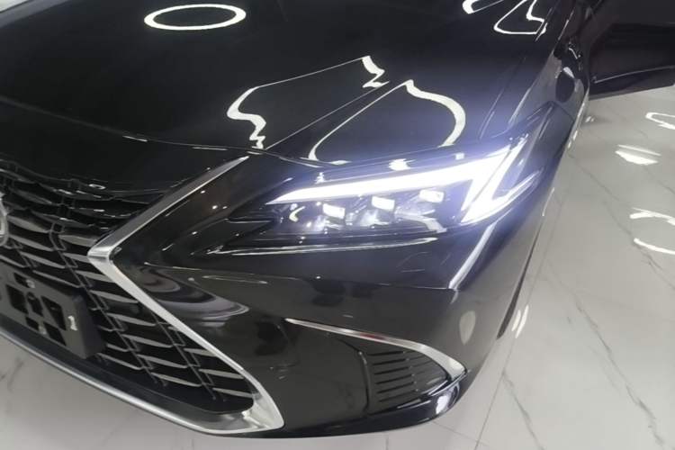 Used Lexus ES 2025 200 Premium Edition Left Front Headlight