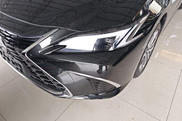 Used Lexus ES 2025 200 Premium Edition Left Front Headlight