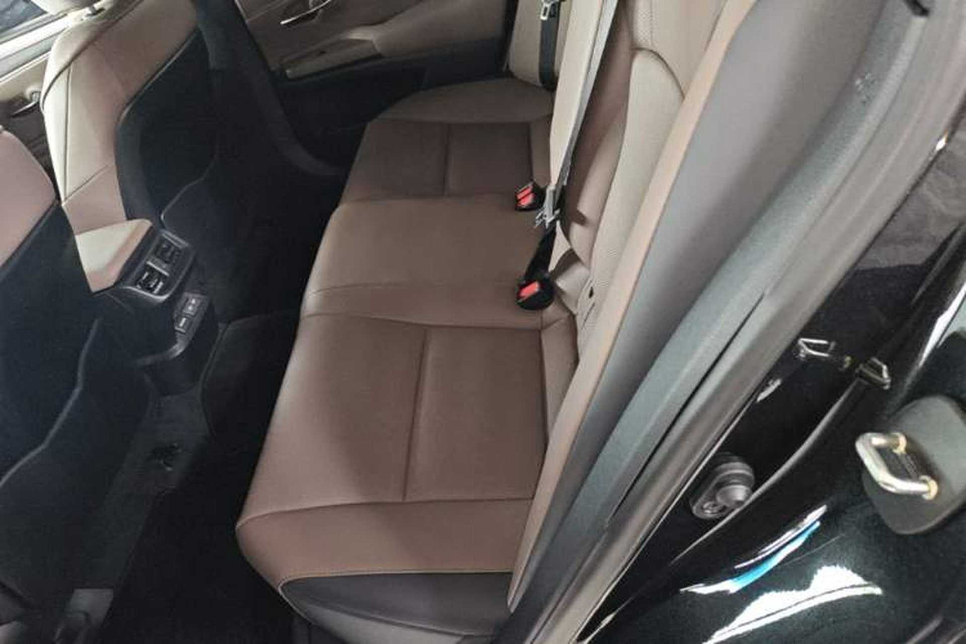 Used Lexus ES 2025 200 Premium Edition Left Rear Seat