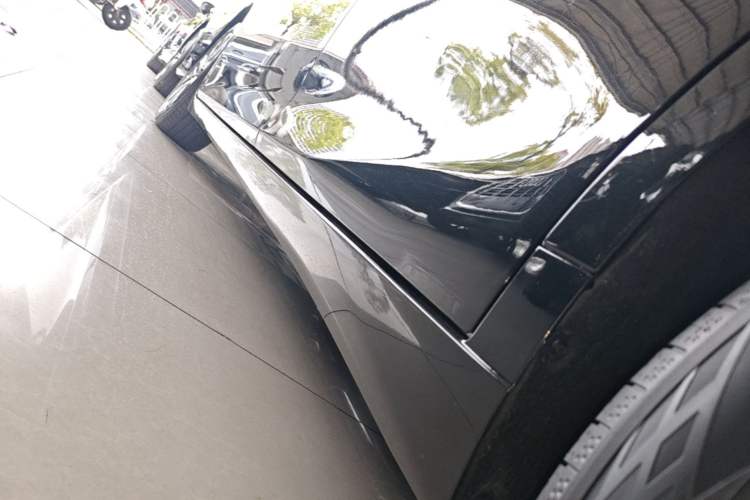 Used Lexus ES 2025 200 Premium Edition Left Side Sill