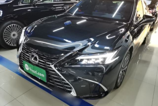 Used Lexus ES 2025 200 Premium Edition