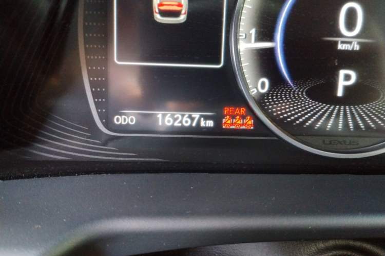 Used Lexus ES 2025 200 Premium Edition Odometer Close Up