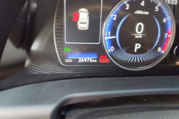 Used Lexus ES 2025 200 Premium Edition Odometer Close Up