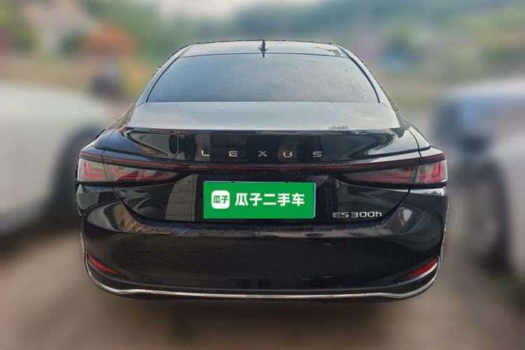 Used Lexus ES 2025 200 Premium Edition Rear