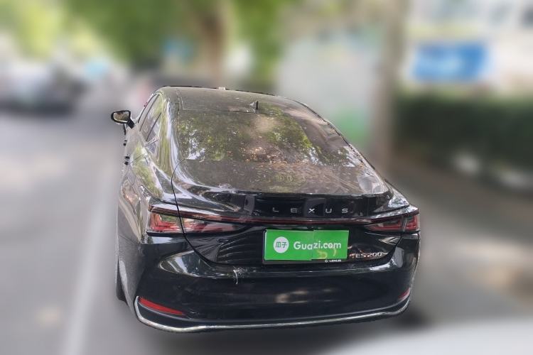 Used Lexus ES 2025 200 Premium Edition Rear