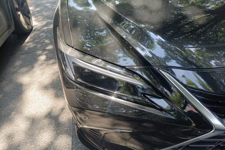 Used Lexus ES 2025 200 Premium Edition Right Front Headlight