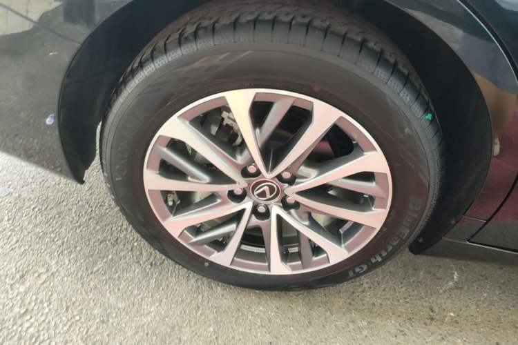 Used Lexus ES 2025 200 Premium Edition Right Rear Wheel Hub