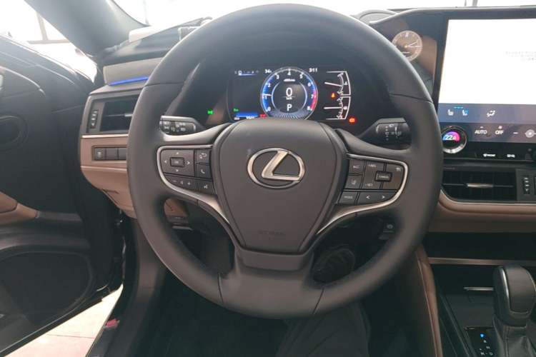 Used Lexus ES 2025 200 Premium Edition Steering Wheel