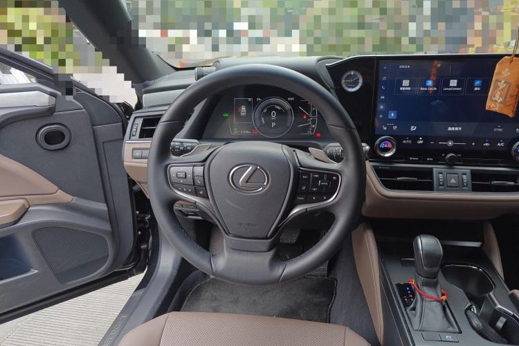 Used Lexus ES 2025 200 Premium Edition Steering Wheel