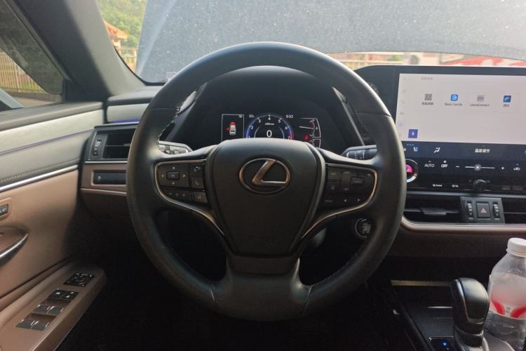 Used Lexus ES 2025 200 Premium Edition Steering Wheel