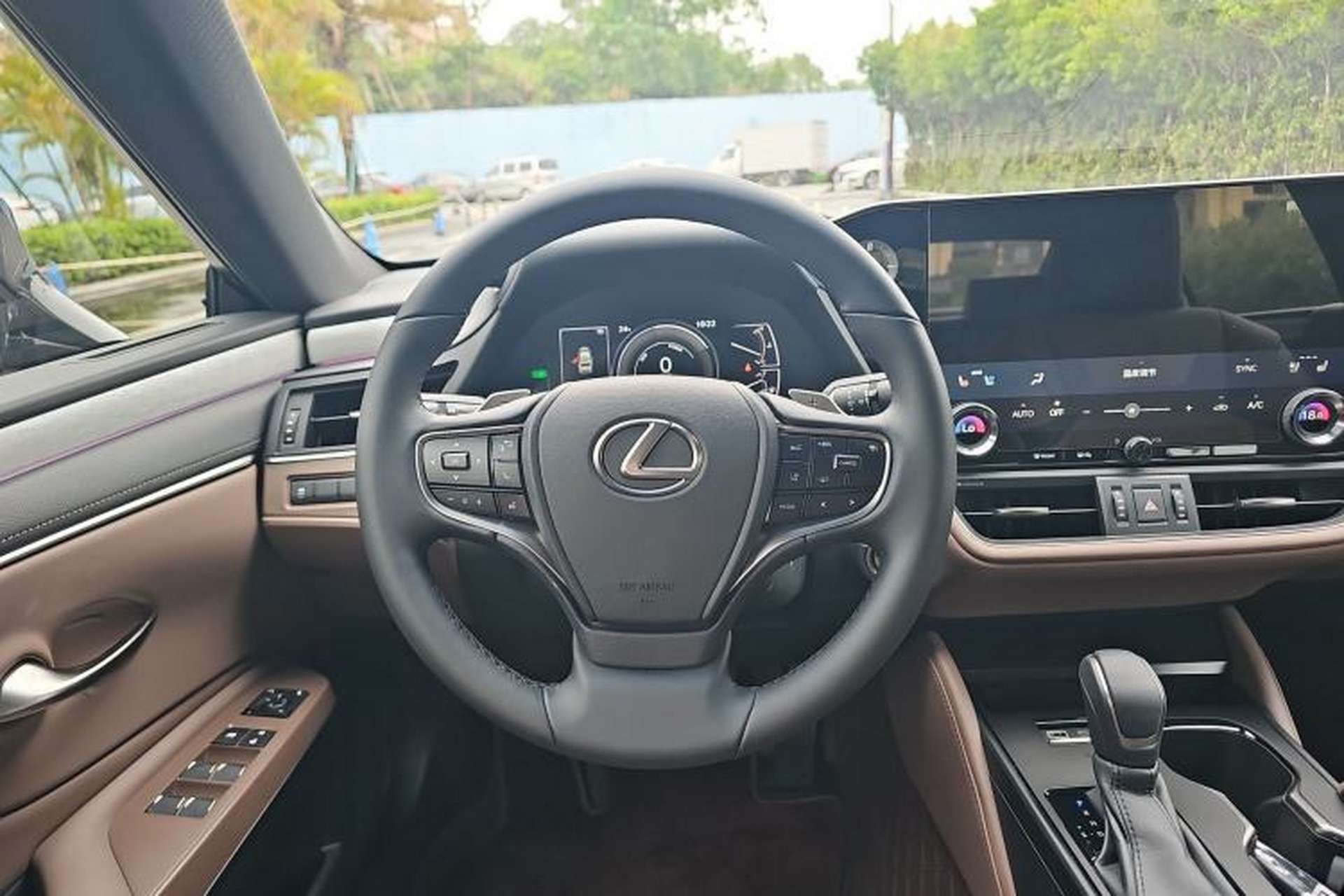 Used Lexus ES 2025 300h Deluxe Edition Steering Wheel