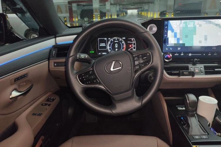 Used Lexus ES 2025 200 Premium Edition Steering Wheel