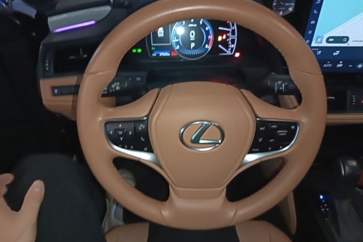 Used Lexus ES 2025 200 Premium Edition Steering Wheel