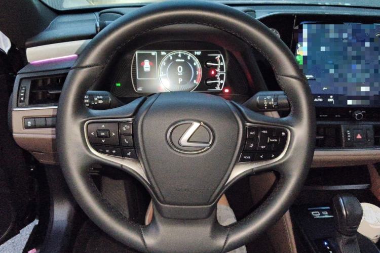 Used Lexus ES 2025 200 Premium Edition Steering Wheel
