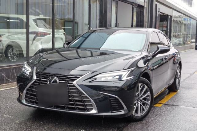 Used Lexus ES 2025 200 Premium Edition