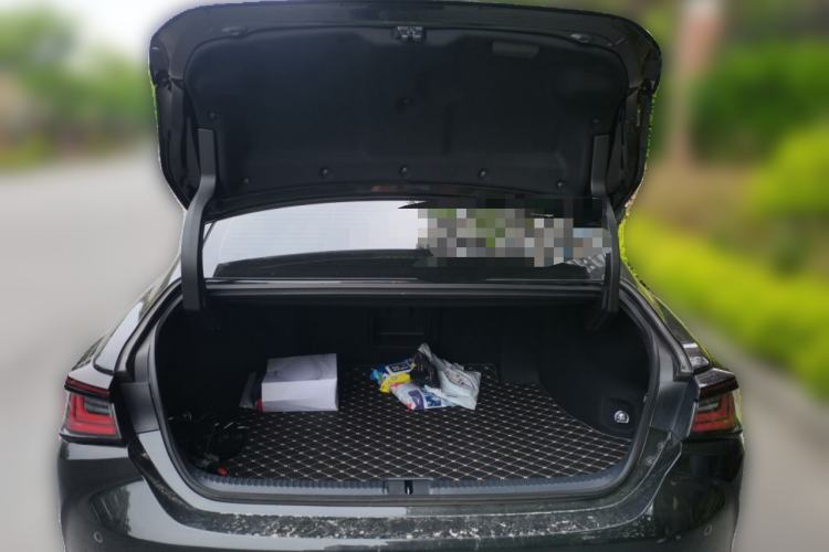 Used Lexus ES 2025 200 Premium Edition Trunk