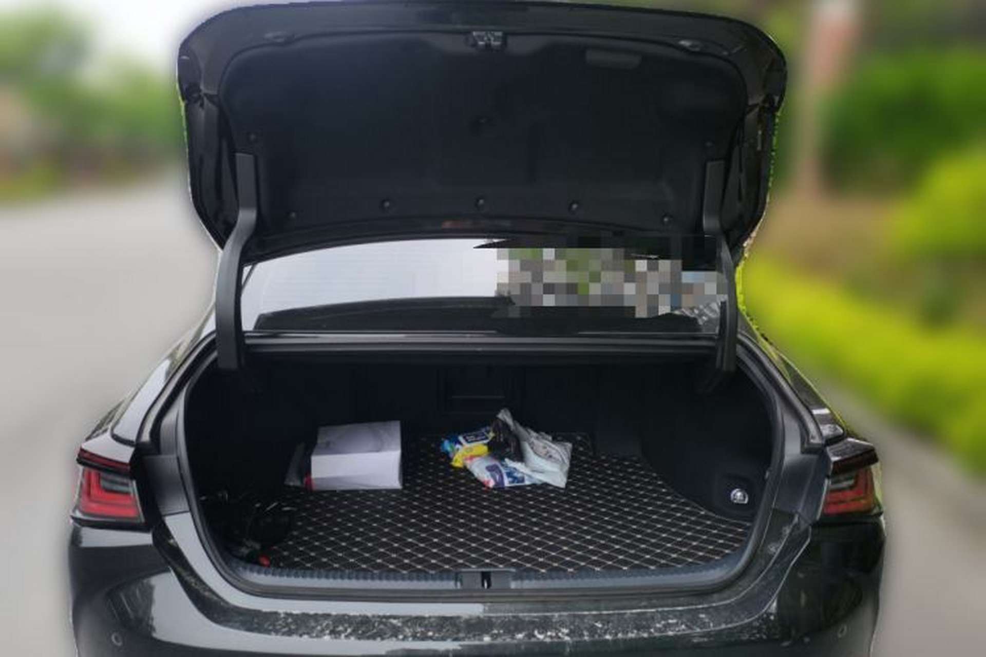 Used Lexus ES 2025 200 Premium Edition Trunk