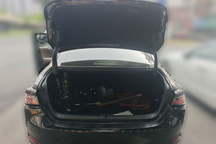 Used Lexus ES 2025 200 Premium Edition Trunk