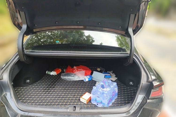 Used Lexus ES 2025 200 Premium Edition Trunk