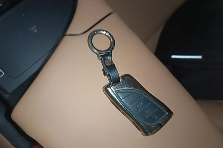 Used Lexus ES 2025 200 Premium Edition Vehicle Key