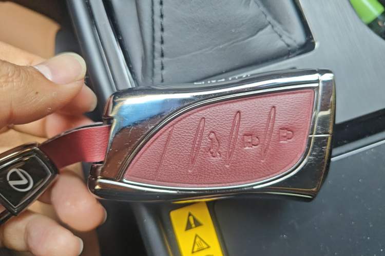 Used Lexus ES 2025 Model, 200 Special Edition Vehicle Key