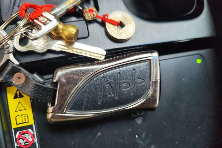 Used Lexus ES 2025 200 Premium Edition Vehicle Key