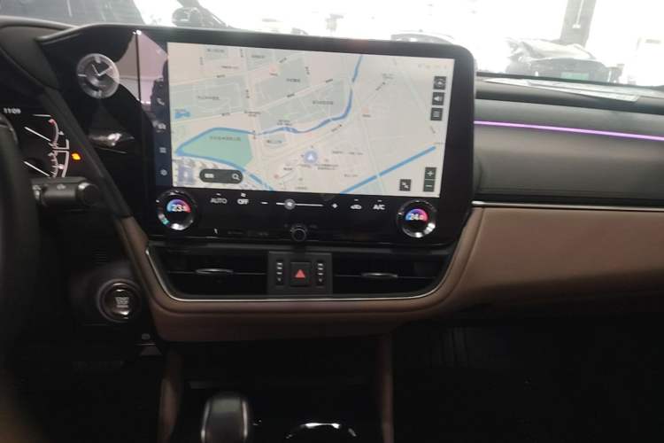 Used Lexus ES 2025 200 Premium Edition Audio And AC Panel